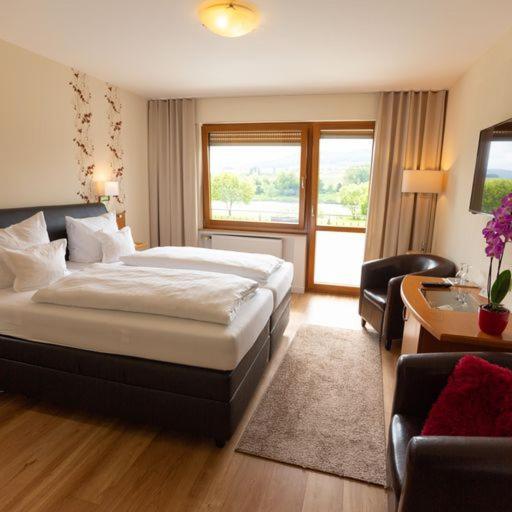 Hotel Zehnthof Ürzig Екстериор снимка